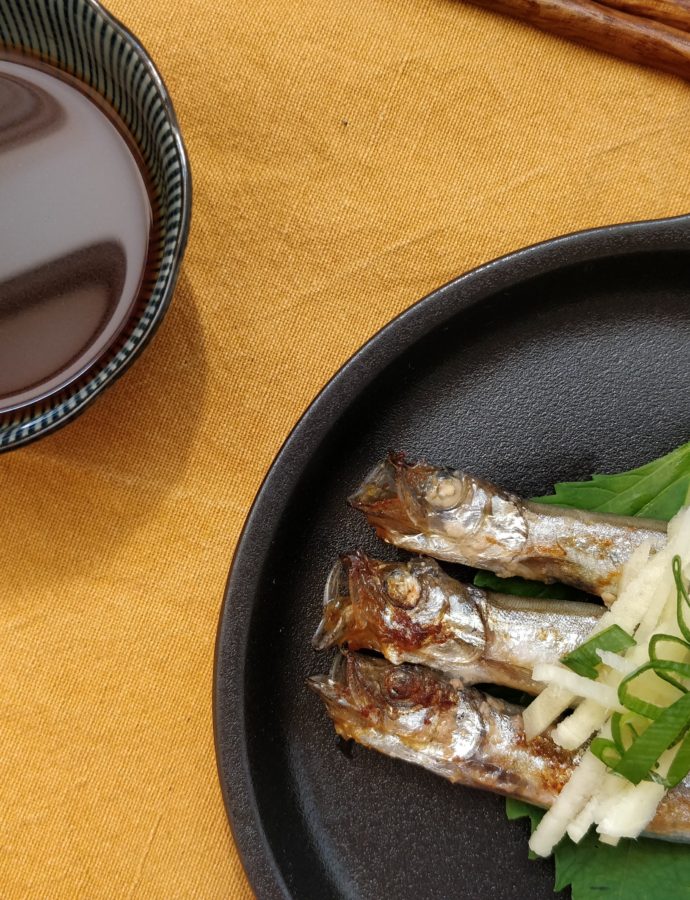 Fried Komochi Shishamo (焼いた子持ちシシャモ)